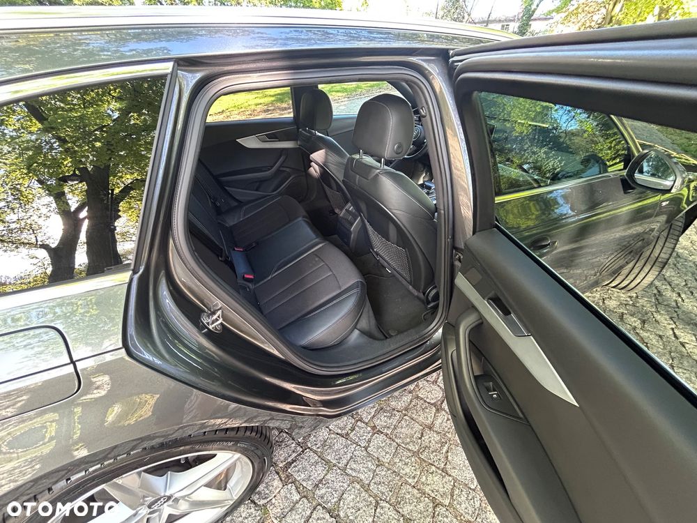 Audi A4 Avant 2.0 TDI S tronic quattro design - 8