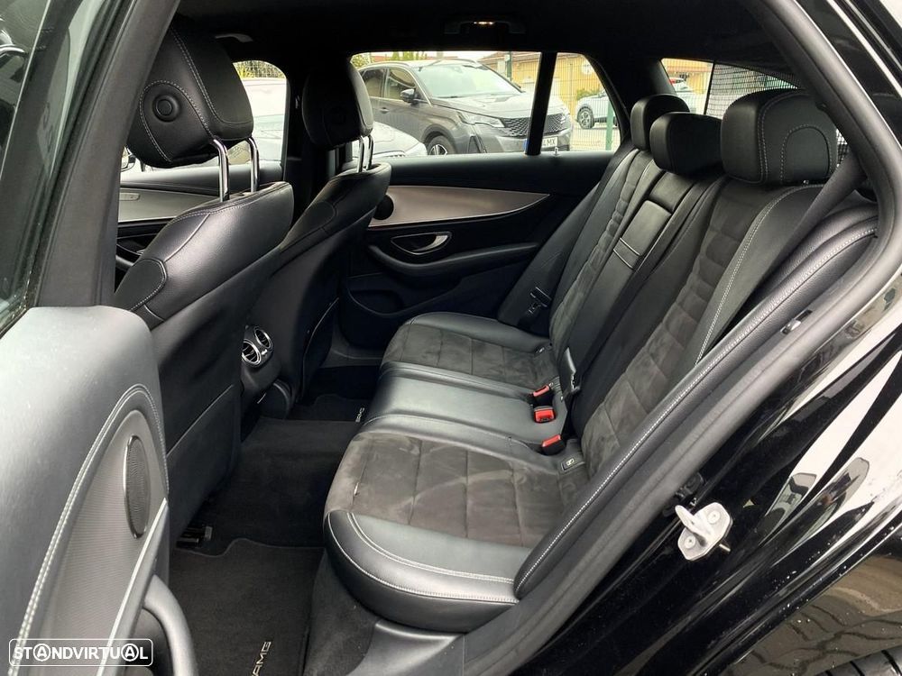 Mercedes-Benz E 220 d AMG Line - 42