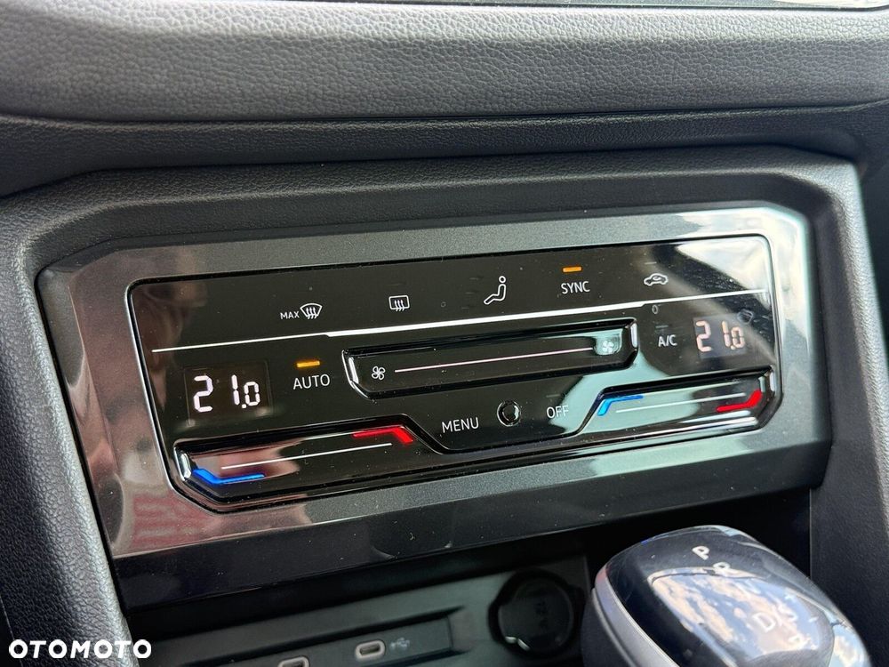 Volkswagen Tiguan 2.0 TSI 4Mot Elegance DSG - 23