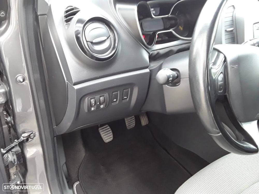 Renault Captur 1.5 dCi Exclusive - 16