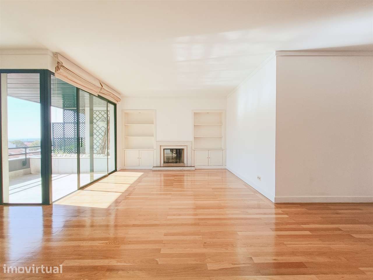 Apartamento Exclusivo T3 + 2 no Prestigiado Pátio Bagatela – Amoreiras - Grande imagem: 3/30