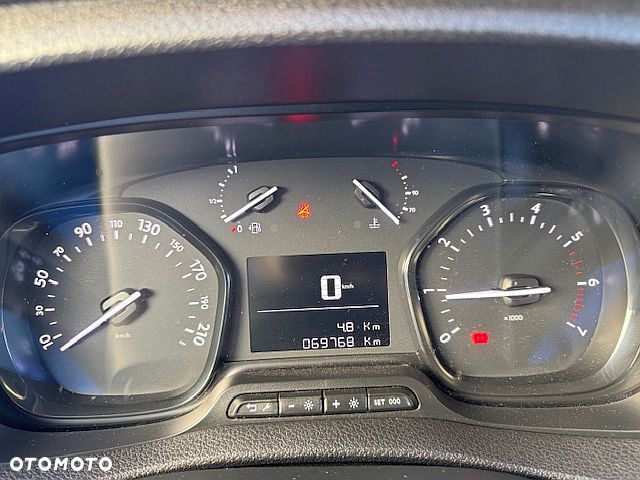 Toyota ProAce D-4D Medium 2,7t Mobilny Life - 18