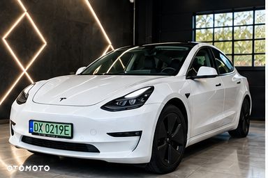 Tesla Model 3 Standard Range Plus - 4