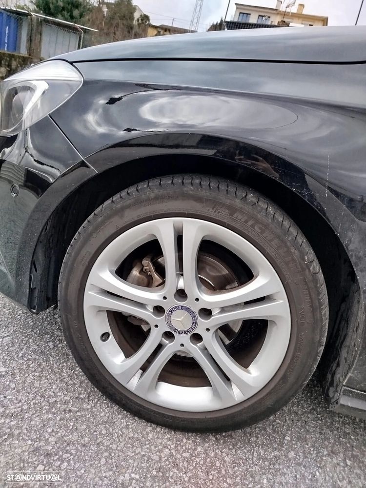 Mercedes-Benz A 180 d Urban - 13