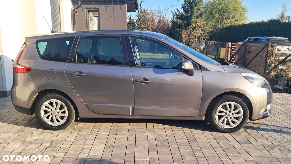 Renault Scenic 1.5 dCi Life - 4