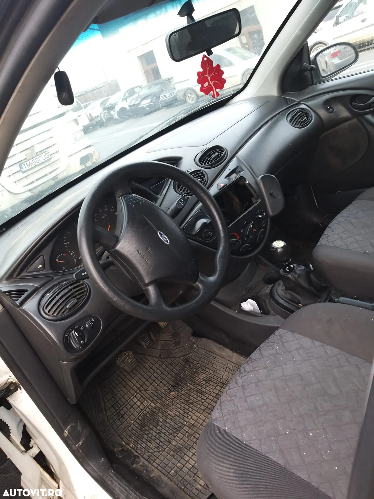 Dezmembram Ford Focus 1.8 Diesel din 2001, cod motor: BHDA, ALB - 5