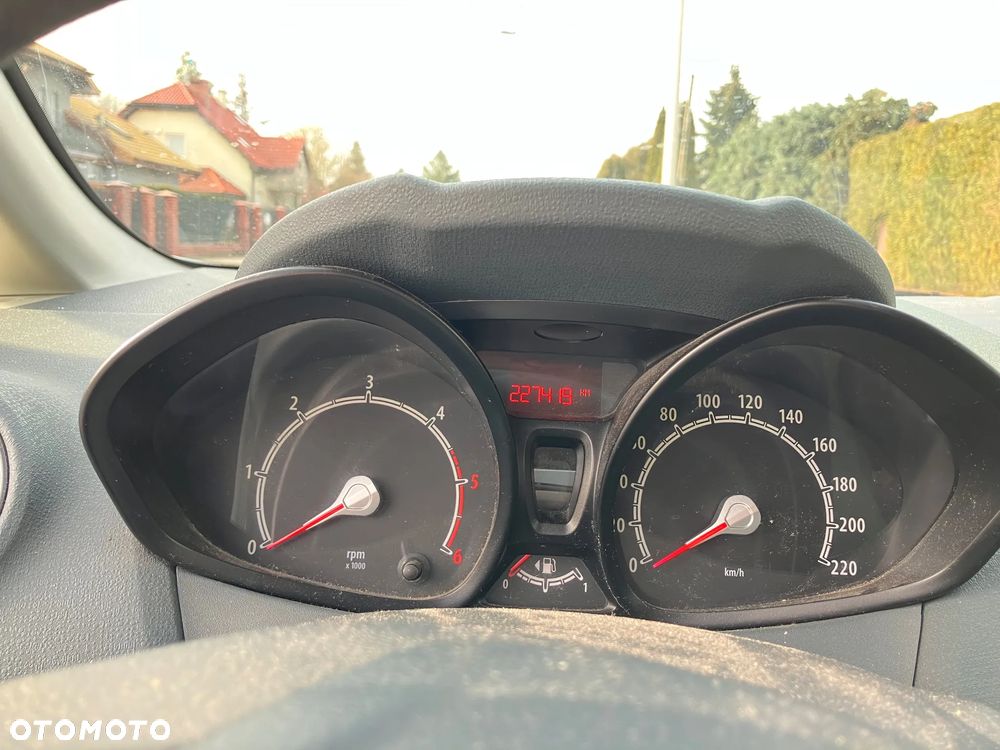 Ford Fiesta - 6
