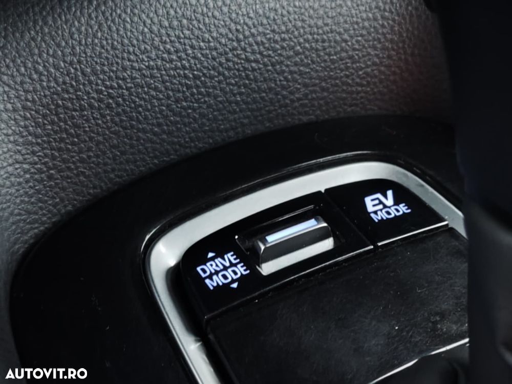 Toyota Corolla 1.8 HSD Dynamic - 22