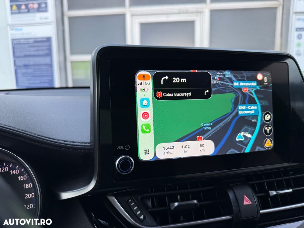 Toyota C-HR 2.0 HEV 197 CP 4x2 CVT Dynamic - 9