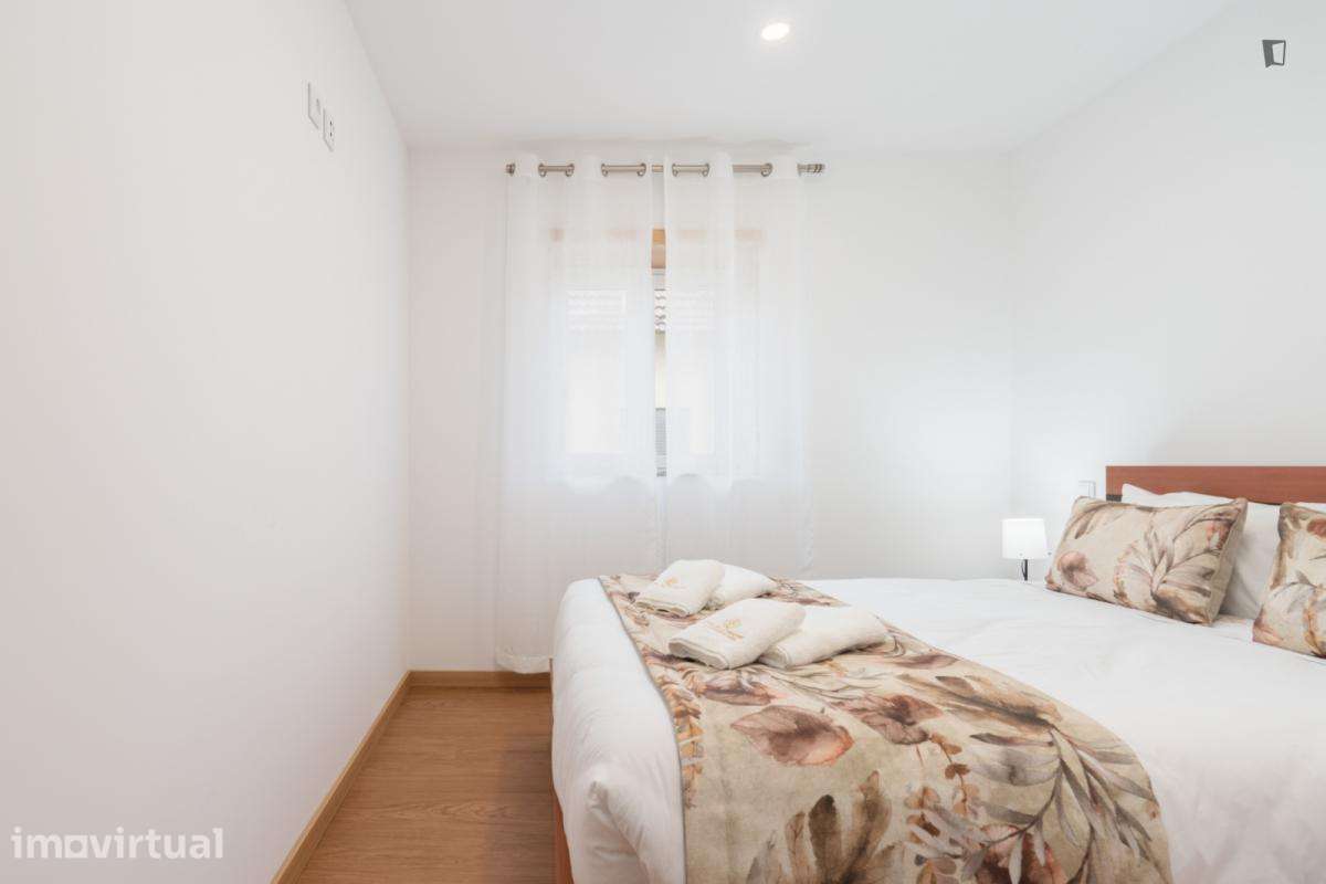 Apartamento com 2 quartos - localizado em Paredes de Ferreira Porto - Grande imagem: 3/36