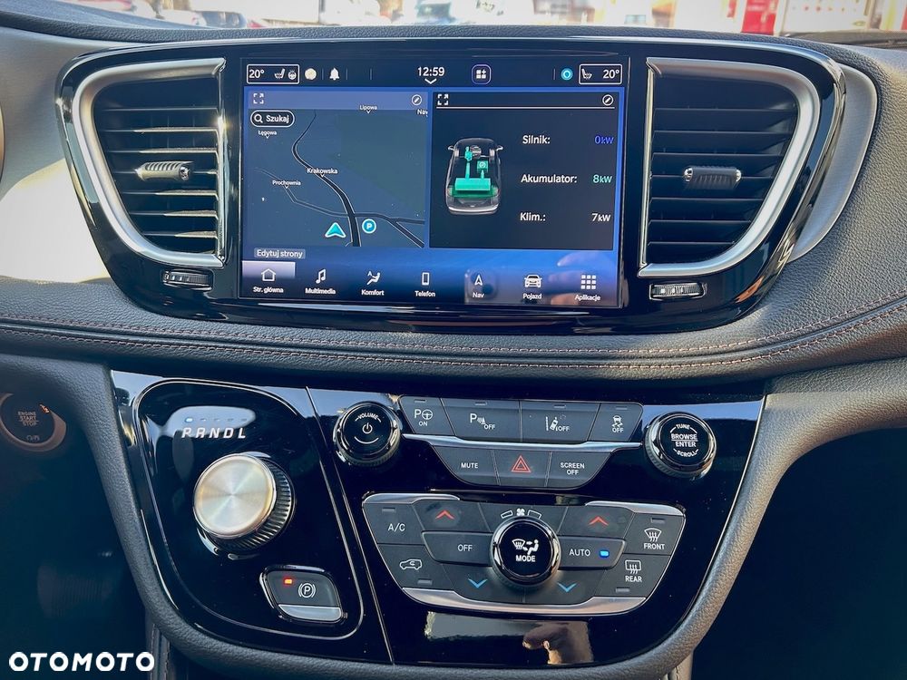 Chrysler Pacifica - 19