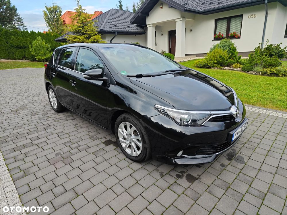 Toyota Auris 1.2 Turbo Design Edition - 5