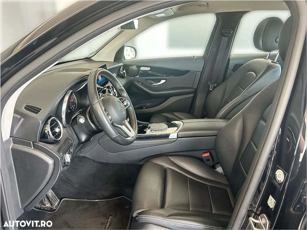Mercedes-Benz GLC 220 d 4Matic 9G-TRONIC - 9