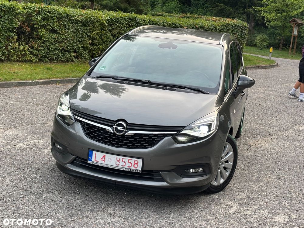 Opel Zafira - 1