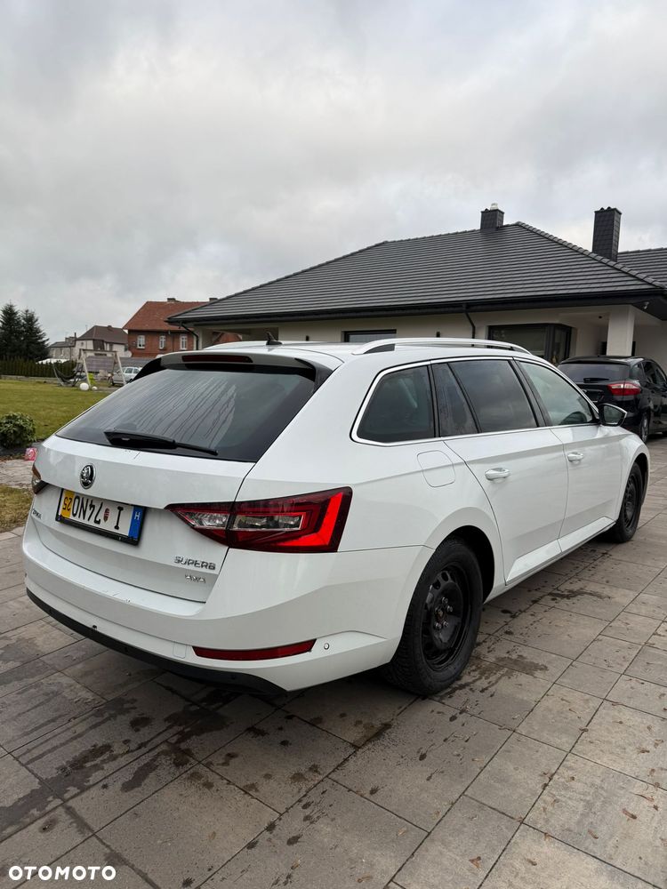 Skoda Superb 2.0 TDI 4x4 Ambition DSG - 3