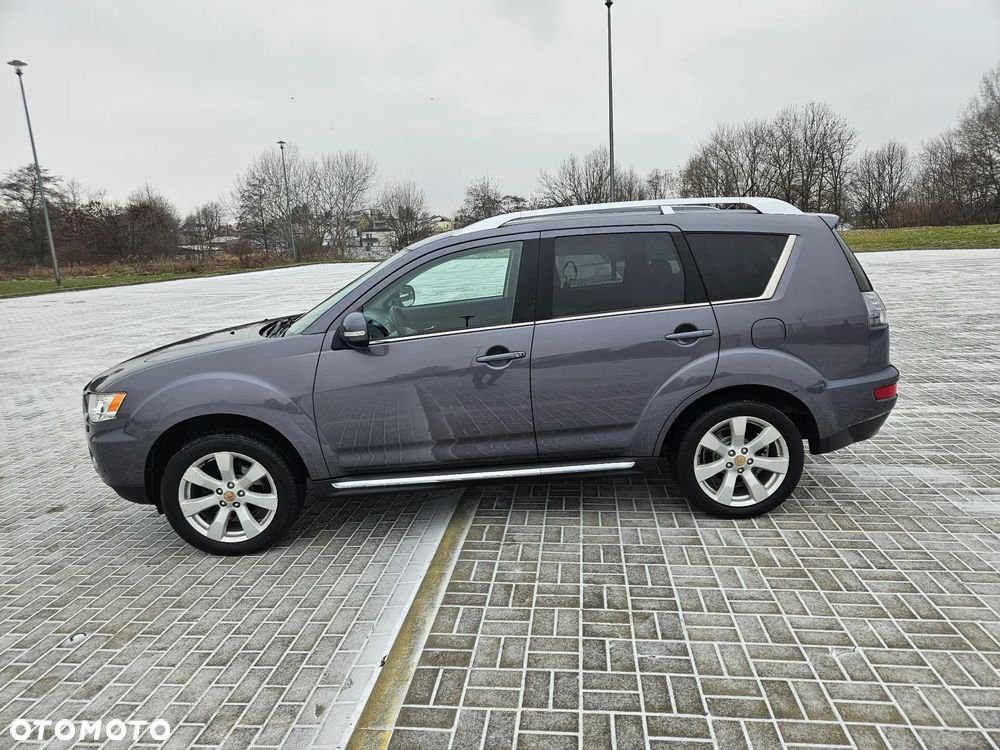 Mitsubishi Outlander - 5