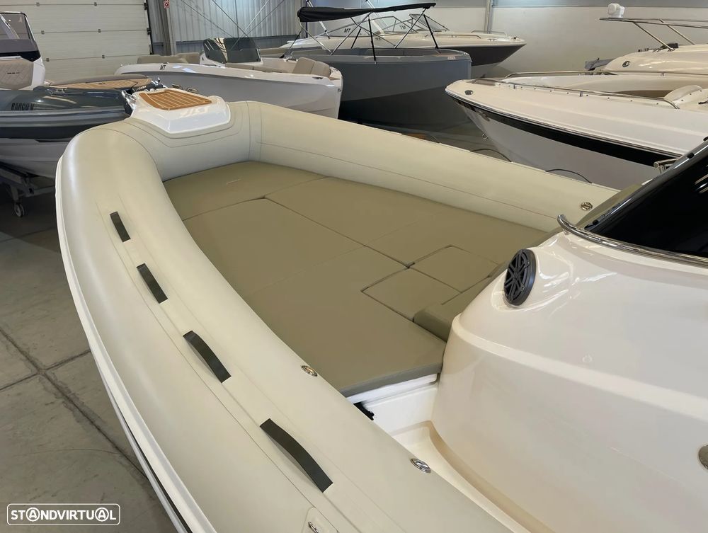Outra não listada JOKER BOAT CLUBMAN 28 - 8