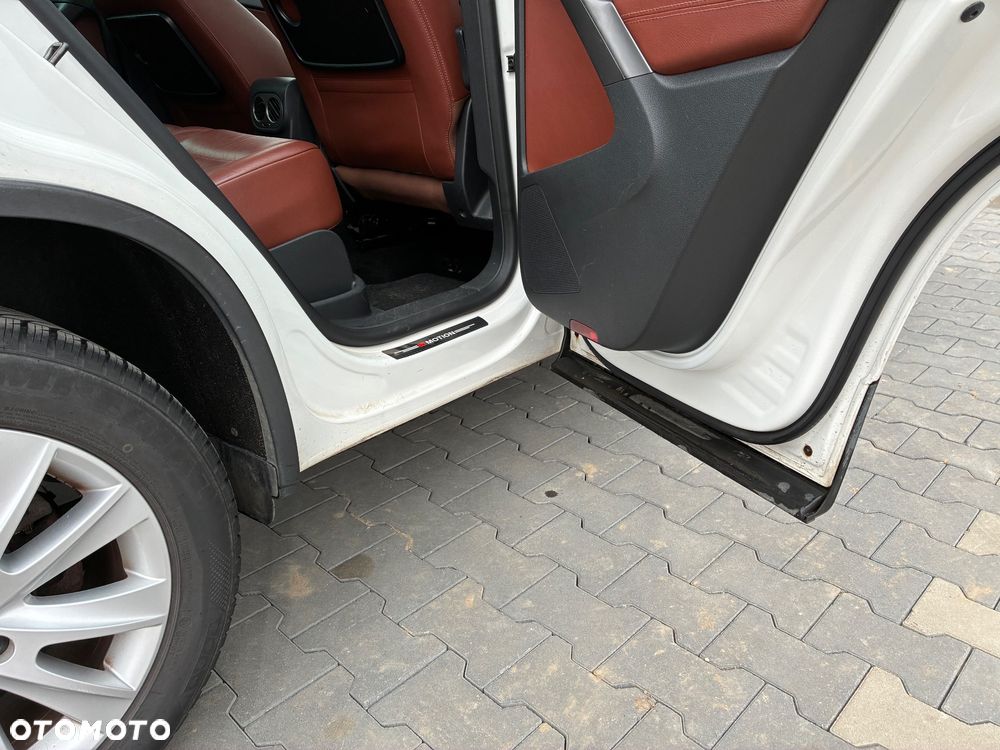 Volkswagen Tiguan - 6