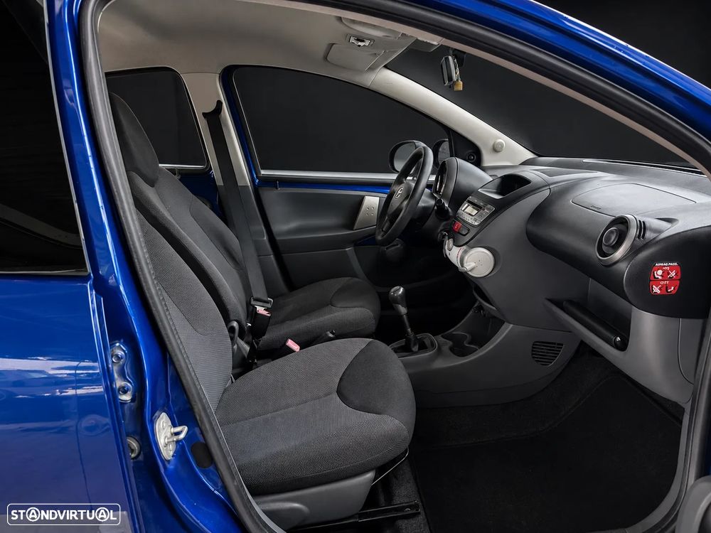 Toyota Aygo - 14