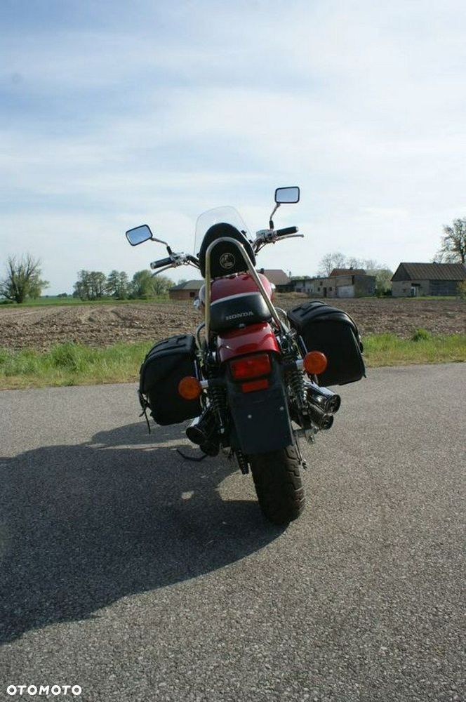 Honda VF - 9