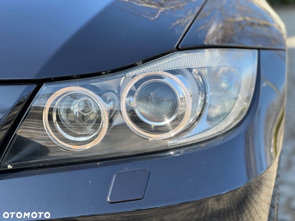 BMW Seria 3 318i Edition Sport - 30