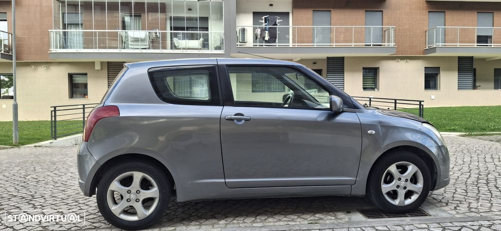 Suzuki Swift 1.3 DDiS GLX - 2