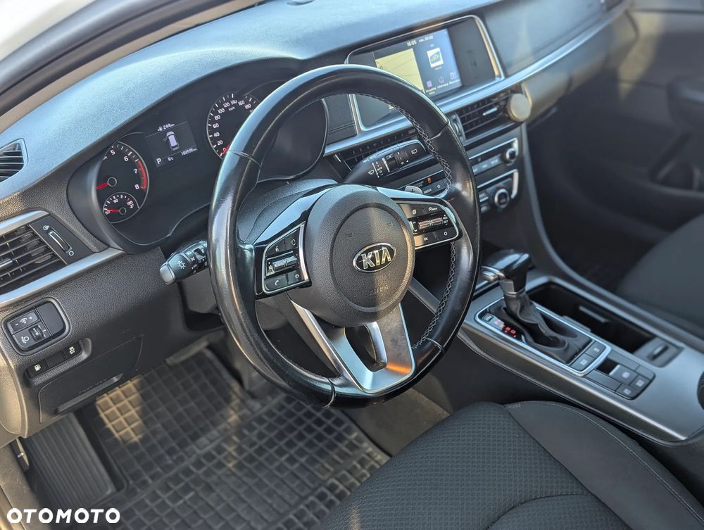 Kia Optima - 13