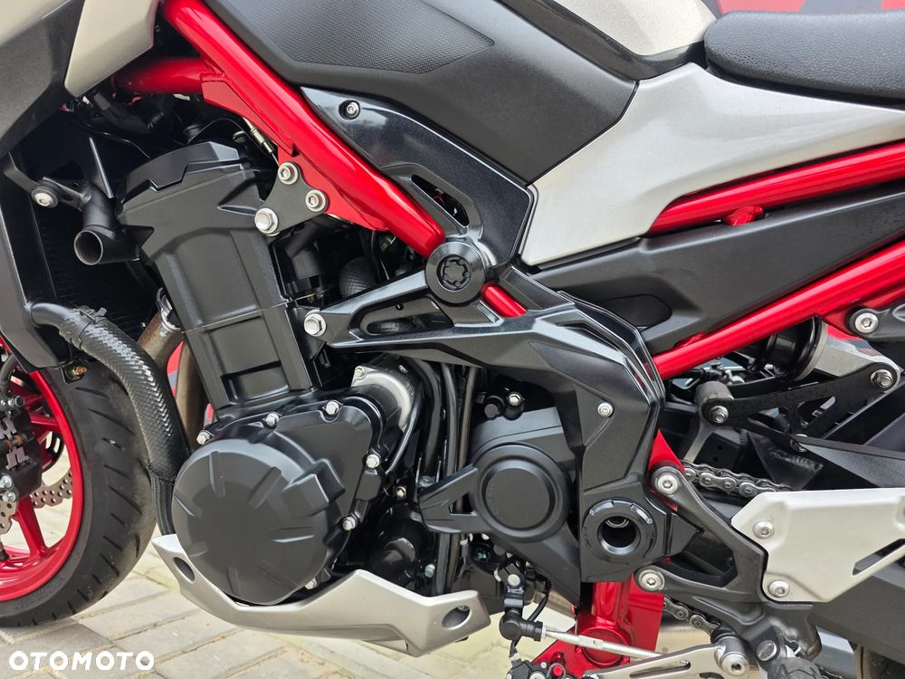 Kawasaki Z 900 - 25