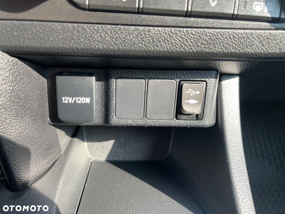 Toyota Auris 1.6 Dynamic - 17