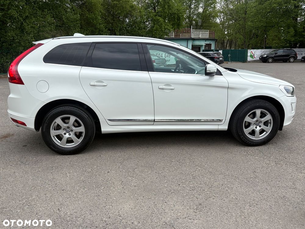 Volvo XC 60 D5 AWD Summum - 8