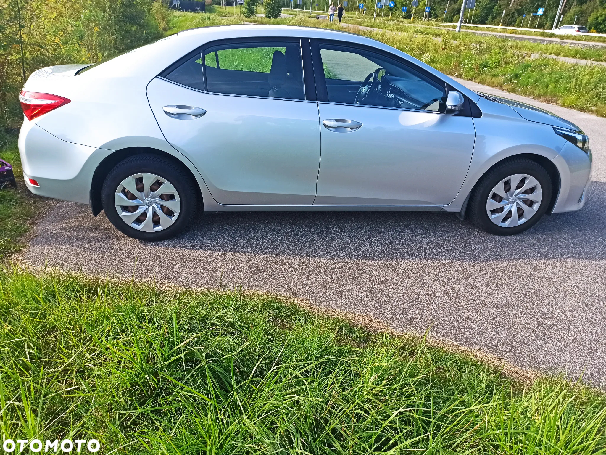Toyota Corolla 1.6 Premium - 9