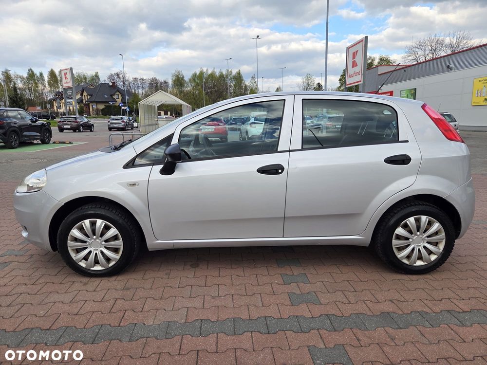 Fiat Grande Punto Actual 1.2 8V Estiva - 2