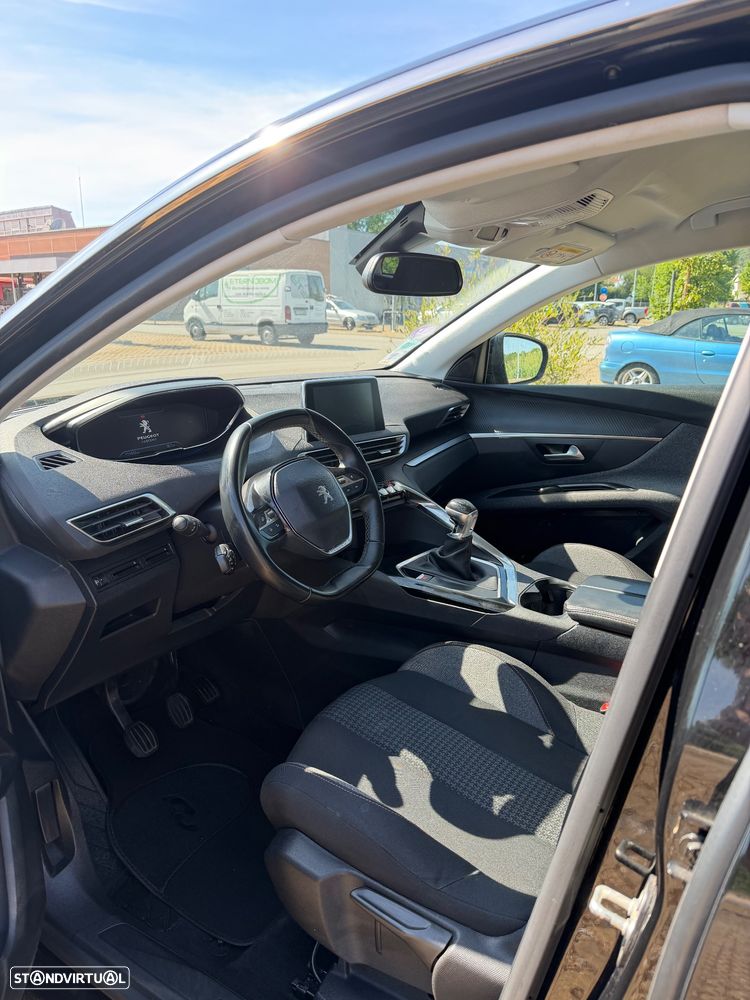 Peugeot 3008 PureTech 130 Stop & Start GPF Active Business-Pack - 8