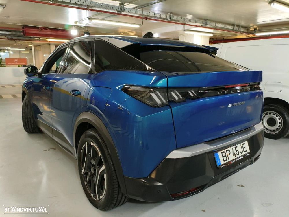 Peugeot E-3008 73 kWh Allure - 2