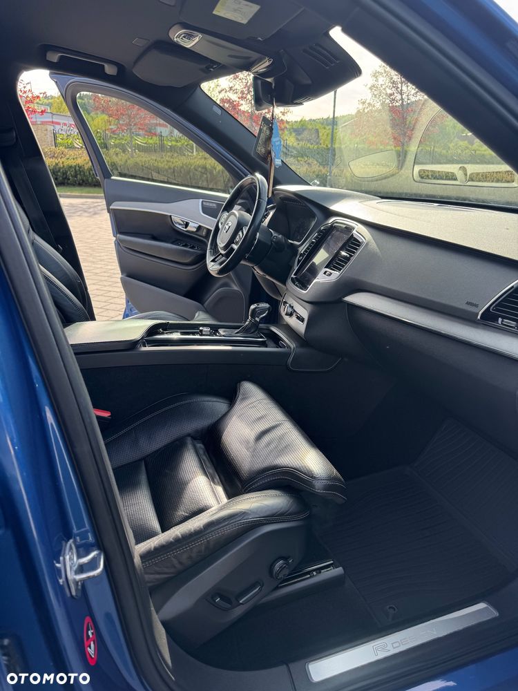 Volvo XC 90 D5 AWD R-Design 7os - 16