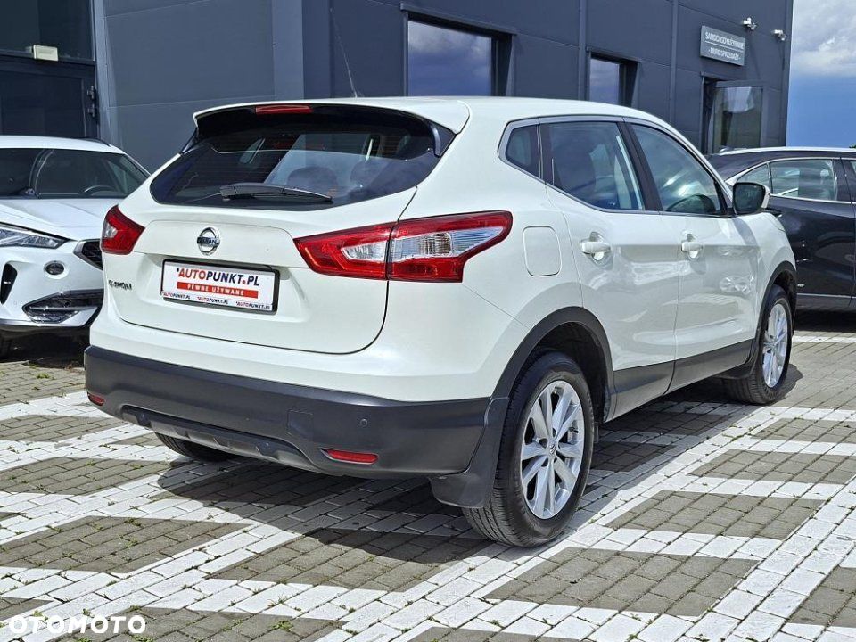 Nissan Qashqai - 4