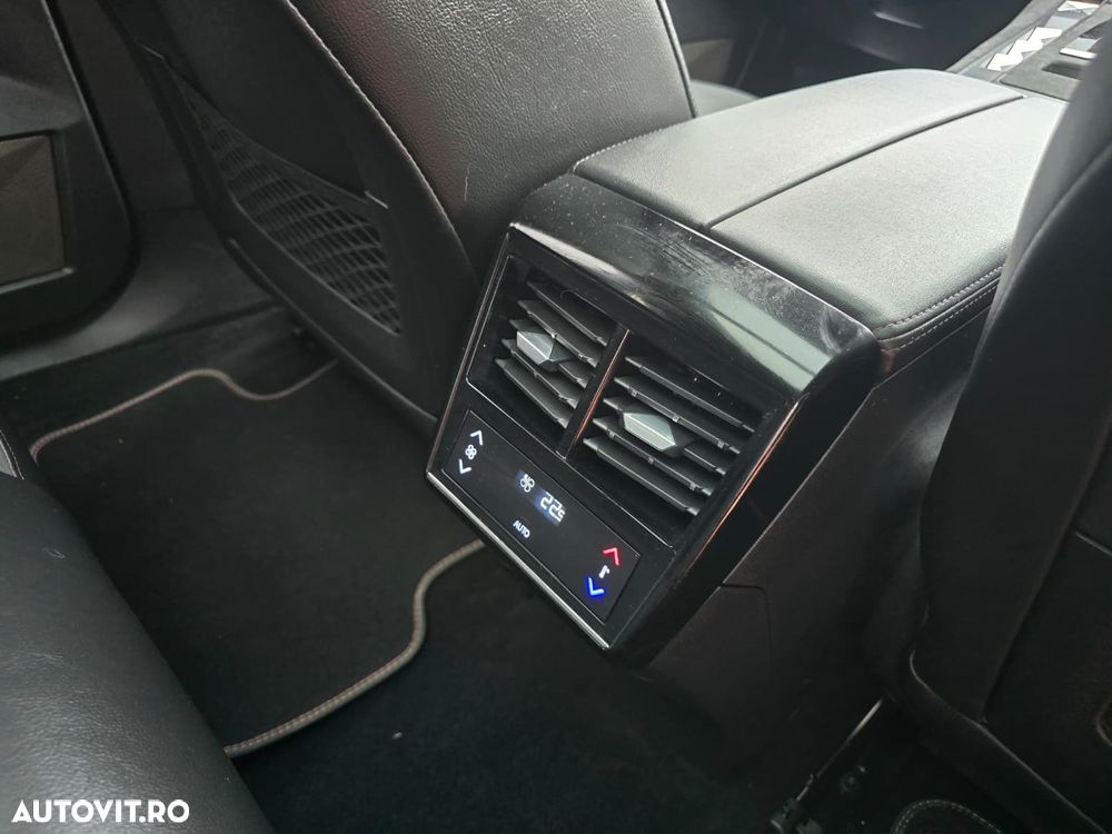 DS Automobiles DS 7 Crossback - 13