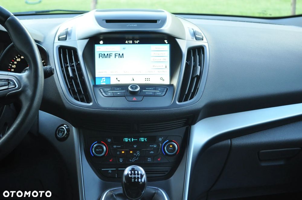 Ford Kuga 2.0 TDCi 4x2 Titanium - 27