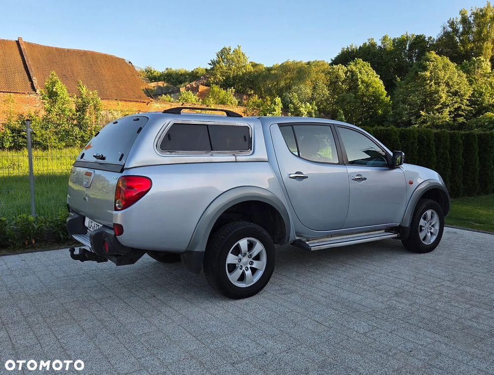 Mitsubishi L200 Pick Up 4x4 Intense Double Cab - 21