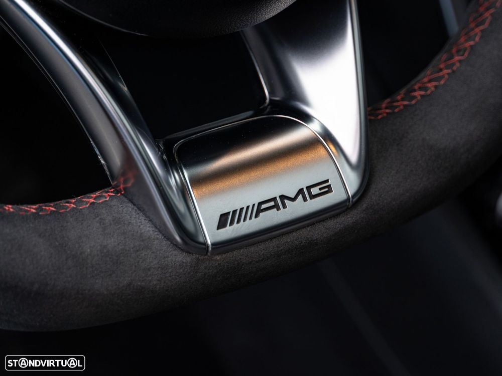 Mercedes-Benz CLA 45 AMG - 16