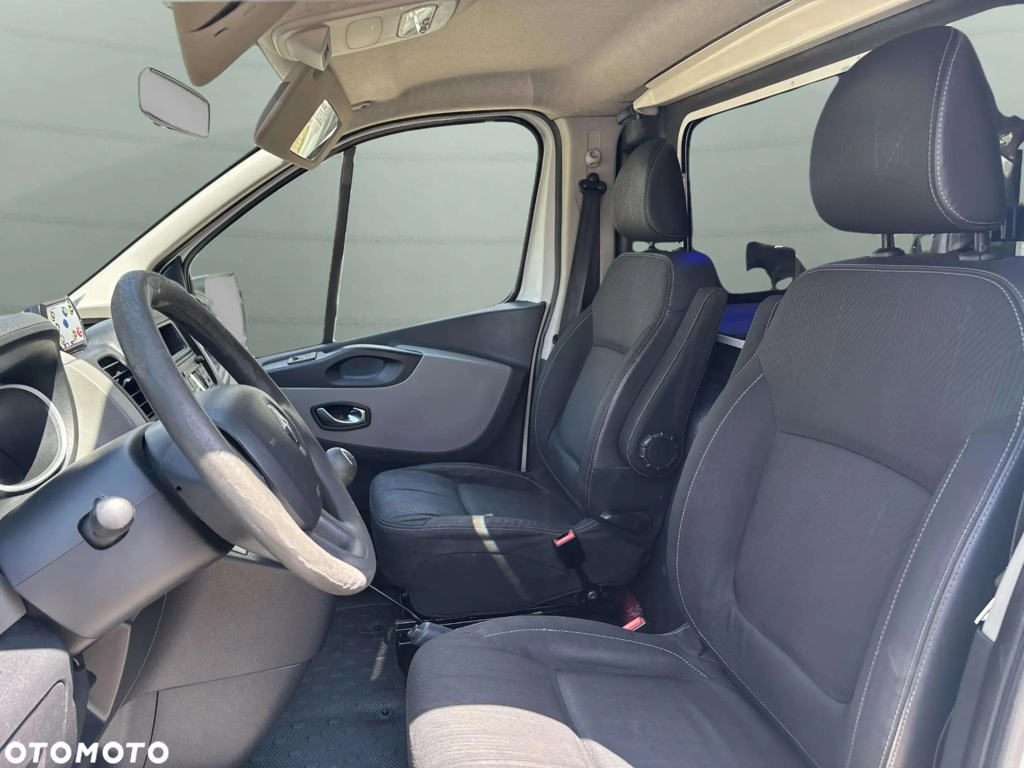 Renault Trafic - 9