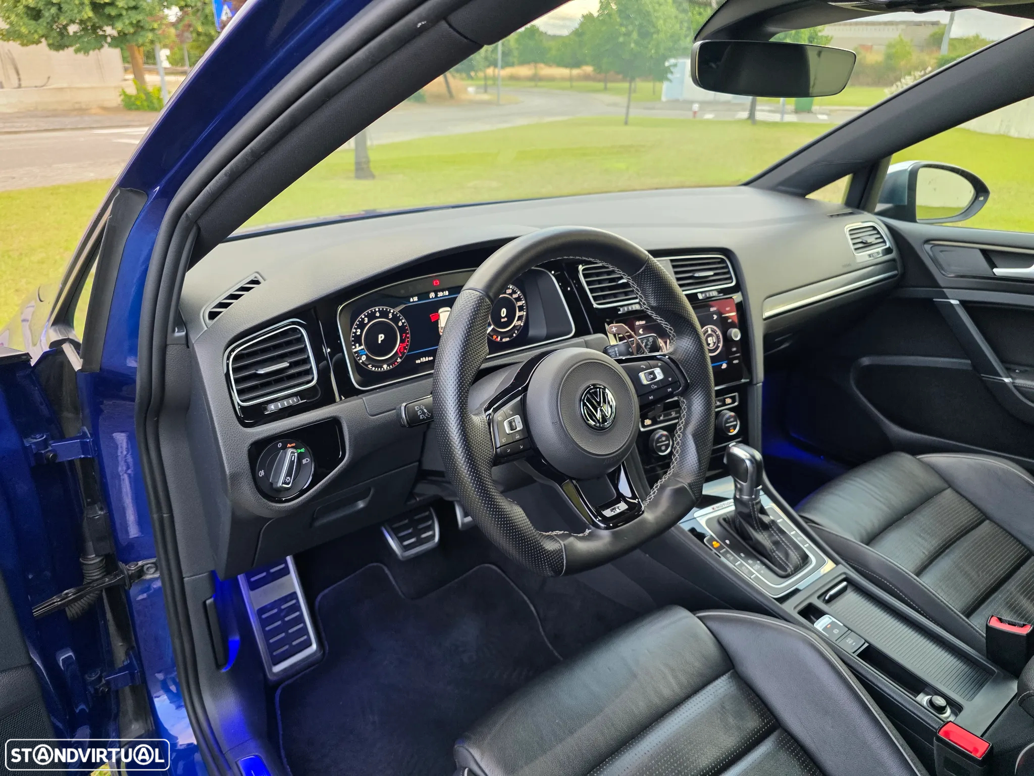 VW Golf 2.0 TSI R DSG - 22
