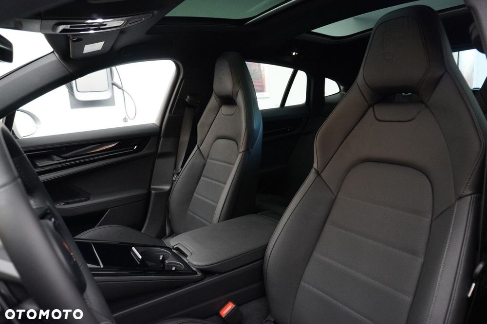 Porsche Panamera - 17