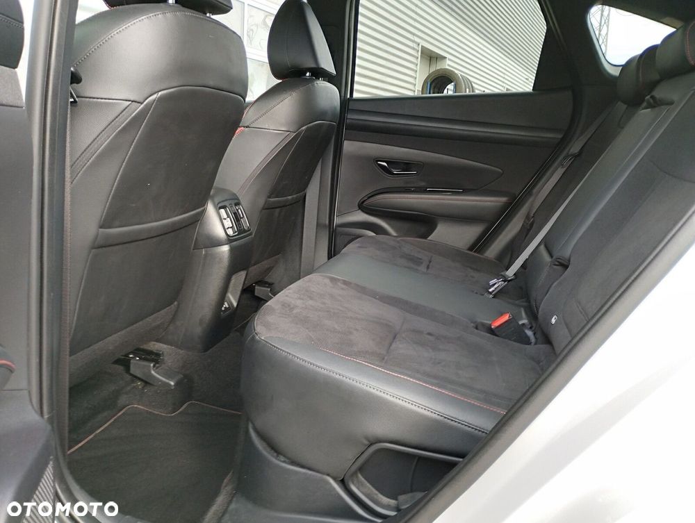 Hyundai Tucson 1.6 T-GDi HEV N-Line 4WD - 13