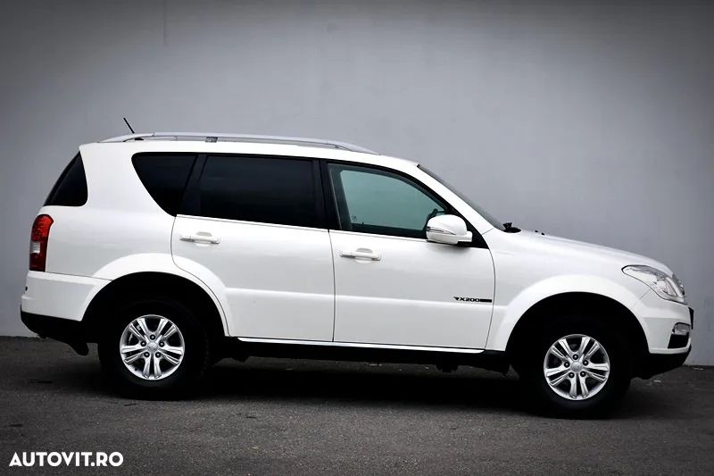 SsangYong REXTON W 2.0 e-XDI RWD DLX - 8