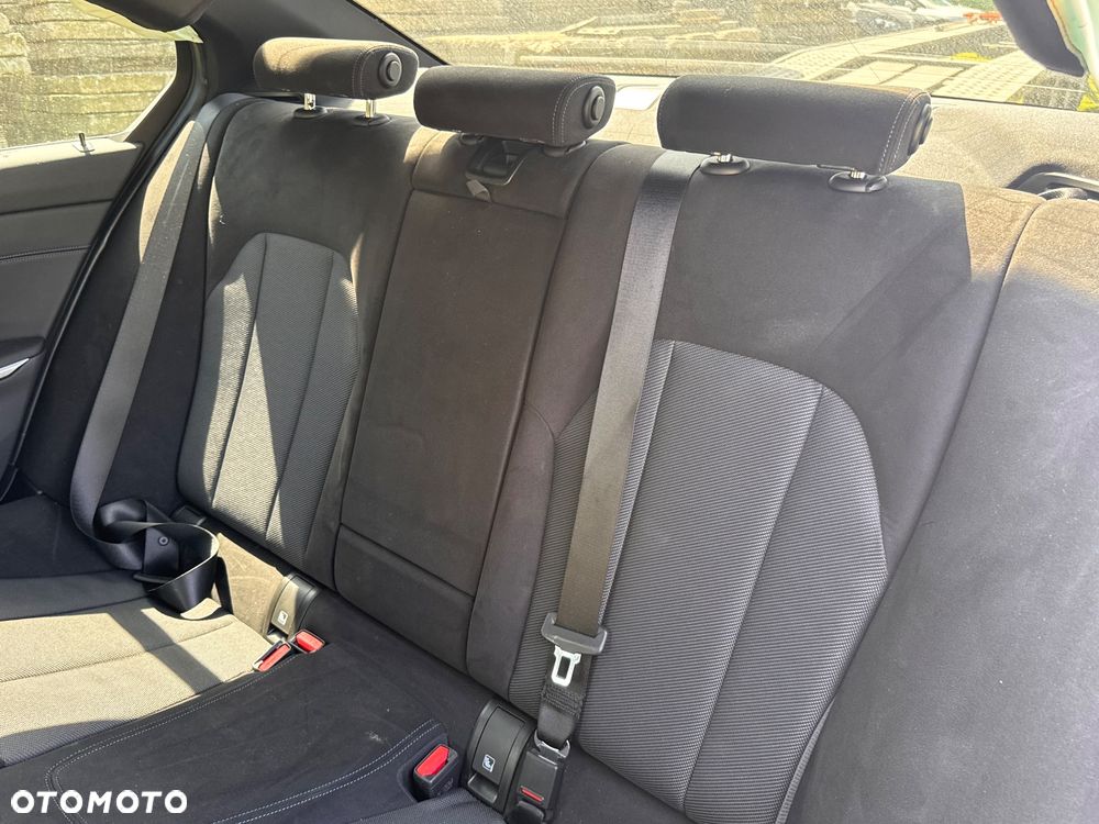 BMW Seria 3 320d xDrive MHEV M Sport sport - 25