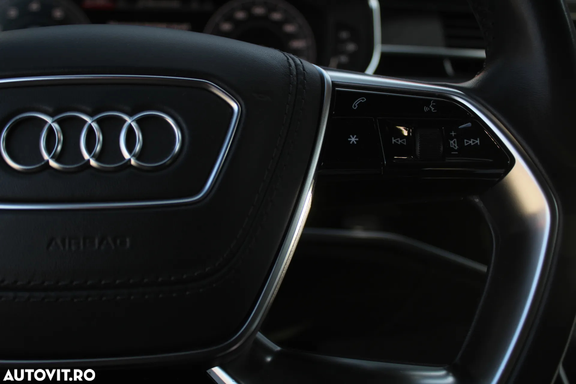 Audi A8 55 TFSI quattro Tiptronic MHEV - 7