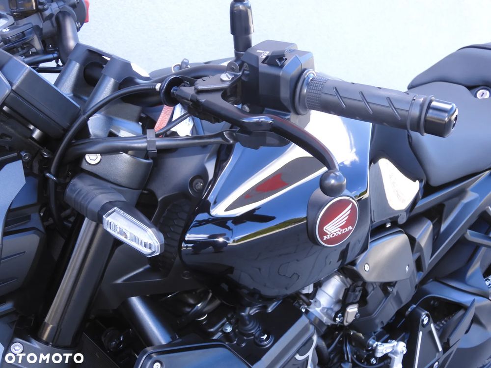 Honda CB - 36
