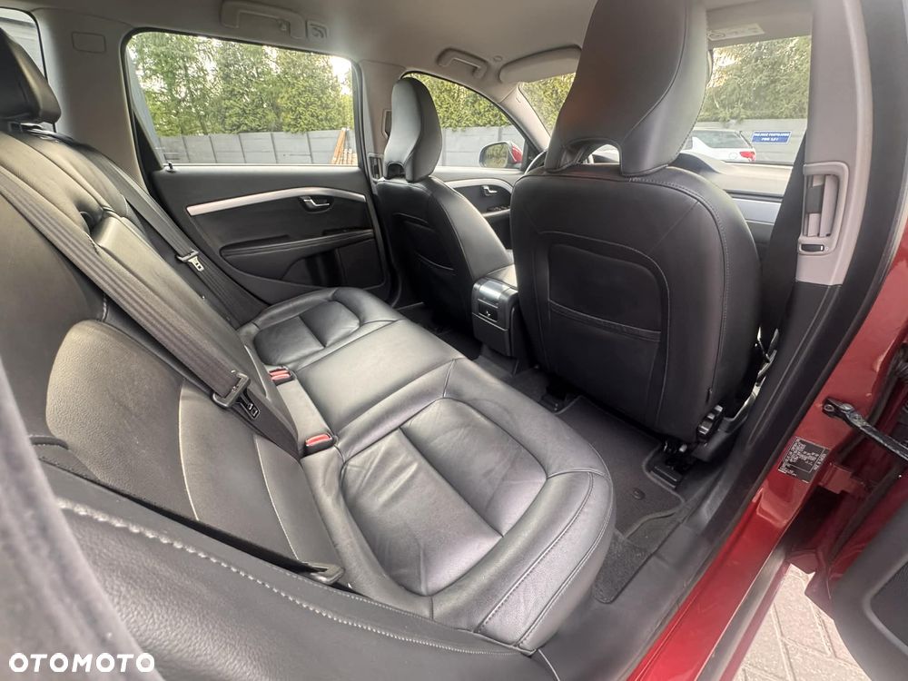 Volvo V70 D4 Momentum - 15
