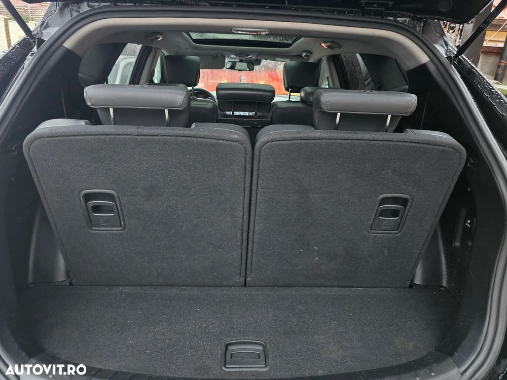 Hyundai Santa Fe 2.2 CRDi 4WD 7 seats Luxury+ - 6